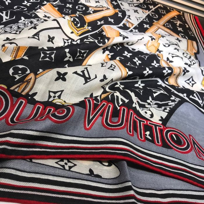 Louis Vuitton Scarf LV00124